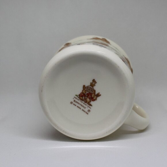 Royal Doulton Bunnykins Mug – Winter Scene – Vintage Nursery Cup - Picture 3 of 4
